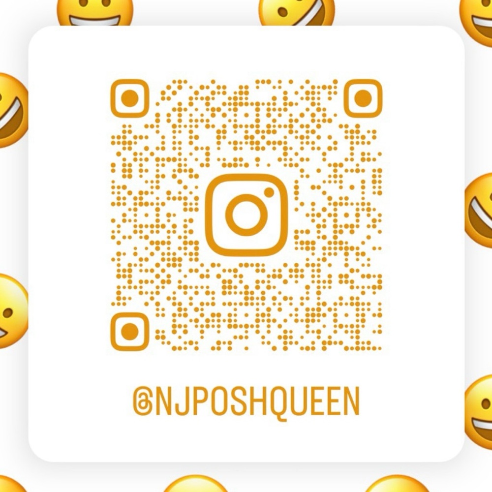 FREE Giveaway NJPoshQueen Follow me on IG - Picture 2 of 2